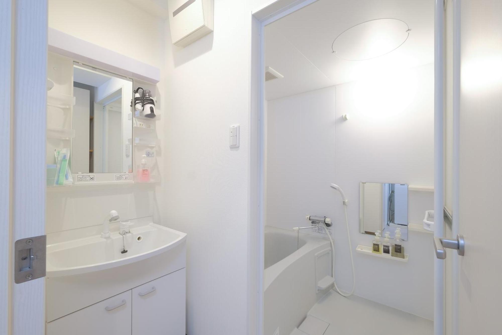 Good Life Apartment Naha Chambre photo